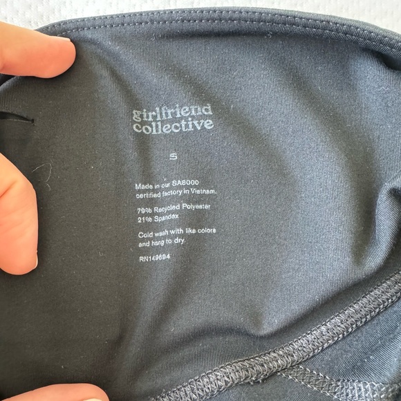 GIRLFRIEND COLLECTIVE BIKE SHORTS - Picture 2 of 3